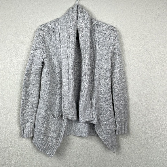Talula Nubby Textured Popcorn Knit Open Front Shawl Cardigan Sweater Gray Sz XS - Picture 4 of 10